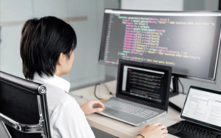 睢县 ,php声明和调用变量的符号是什么？